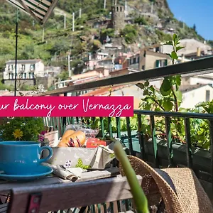 Recanissu With Balcony & Ac , Vernazza Italy